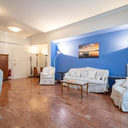 Larissa Station Metro St. 2 Bedrooms 3 Pers. Flat Atenas Exterior foto