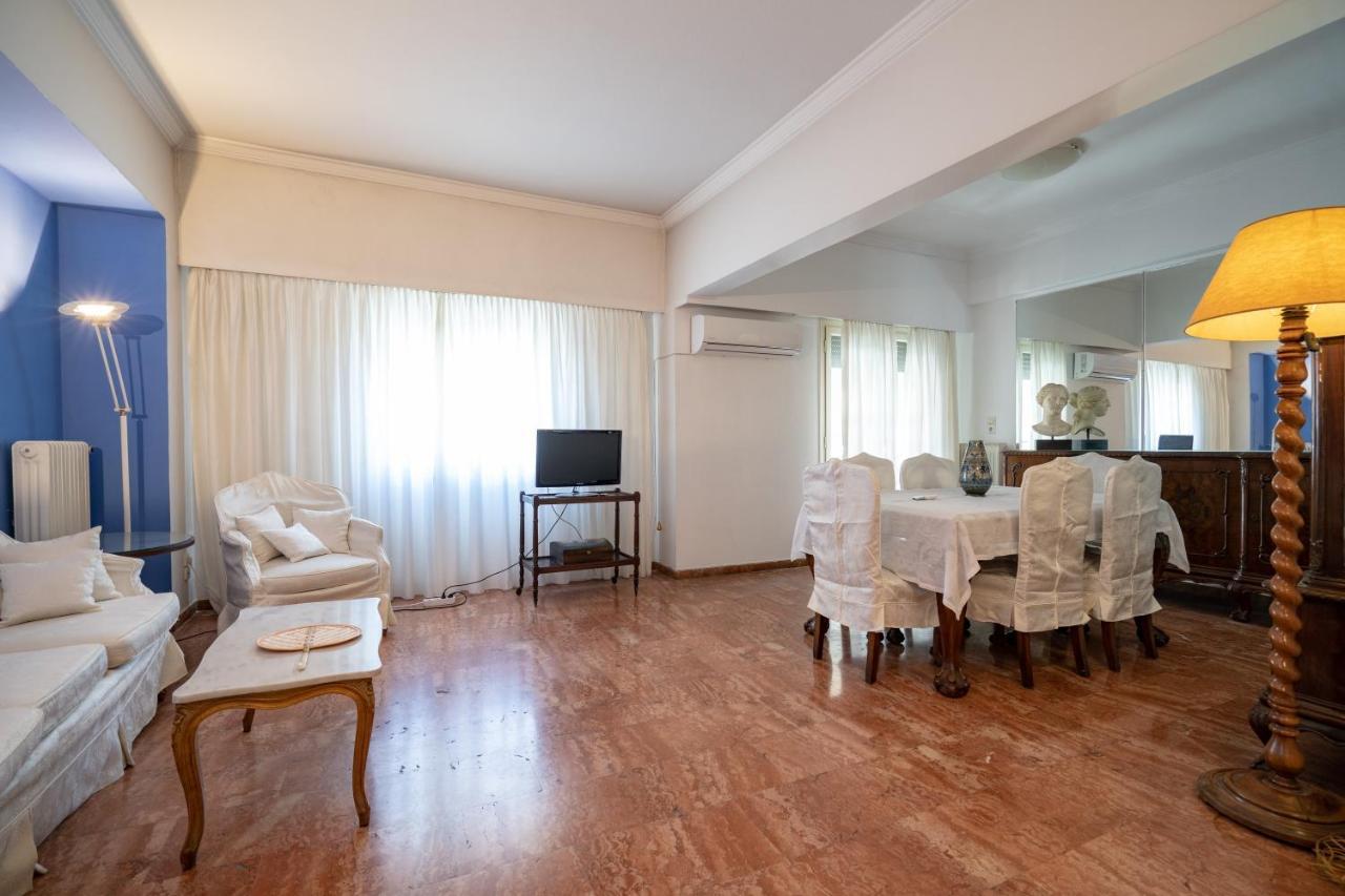 Larissa Station Metro St. 2 Bedrooms 3 Pers. Flat Atenas Exterior foto