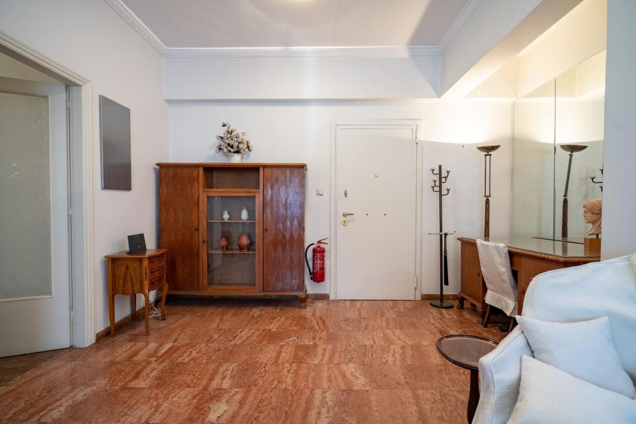 Larissa Station Metro St. 2 Bedrooms 3 Pers. Flat Atenas Exterior foto