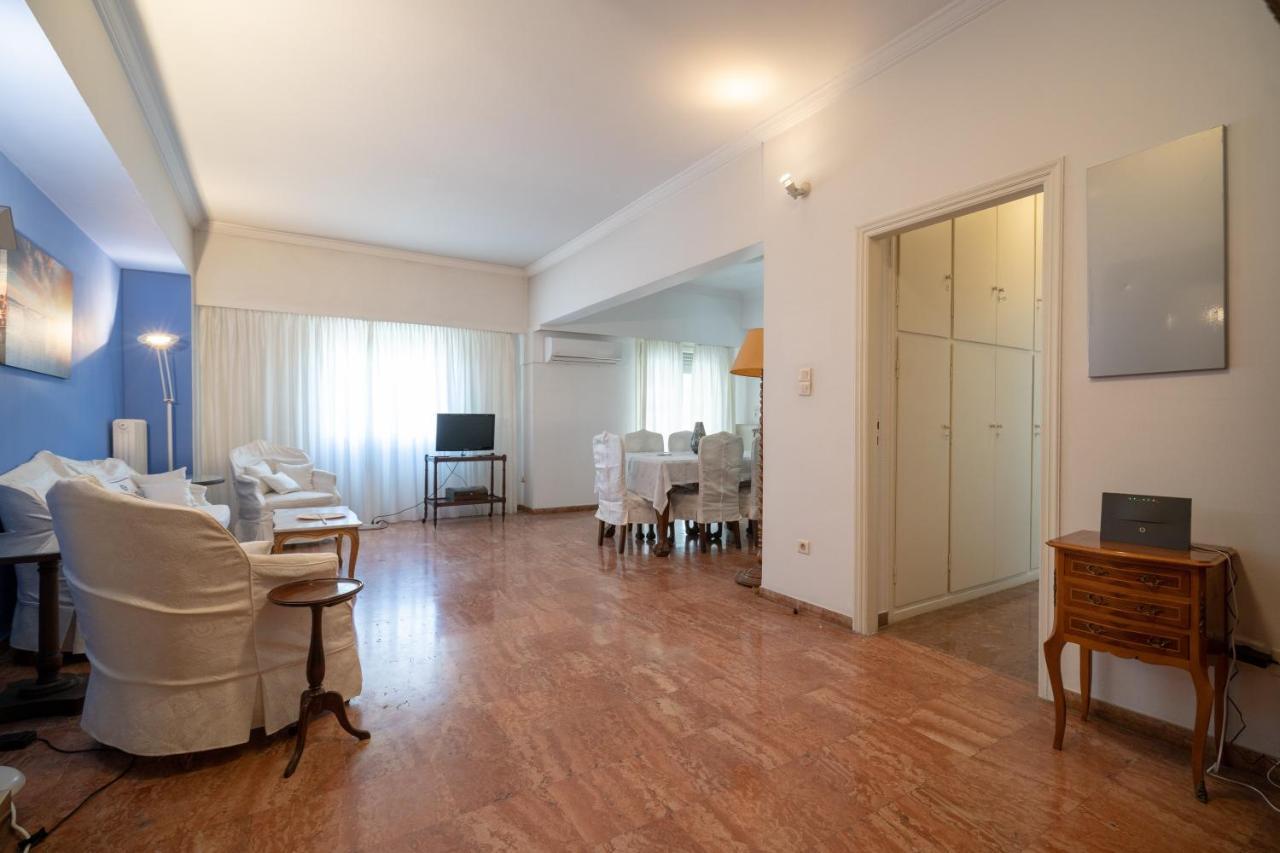 Larissa Station Metro St. 2 Bedrooms 3 Pers. Flat Atenas Exterior foto